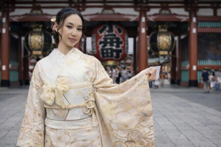 Kimono Rental in Asakusa for Photos & Moments