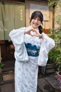 Kimono Rental in Asakusa for Photos & Moments